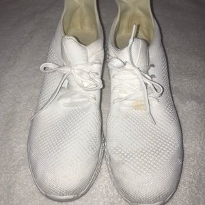 Men White Athletic Shoes Size 12